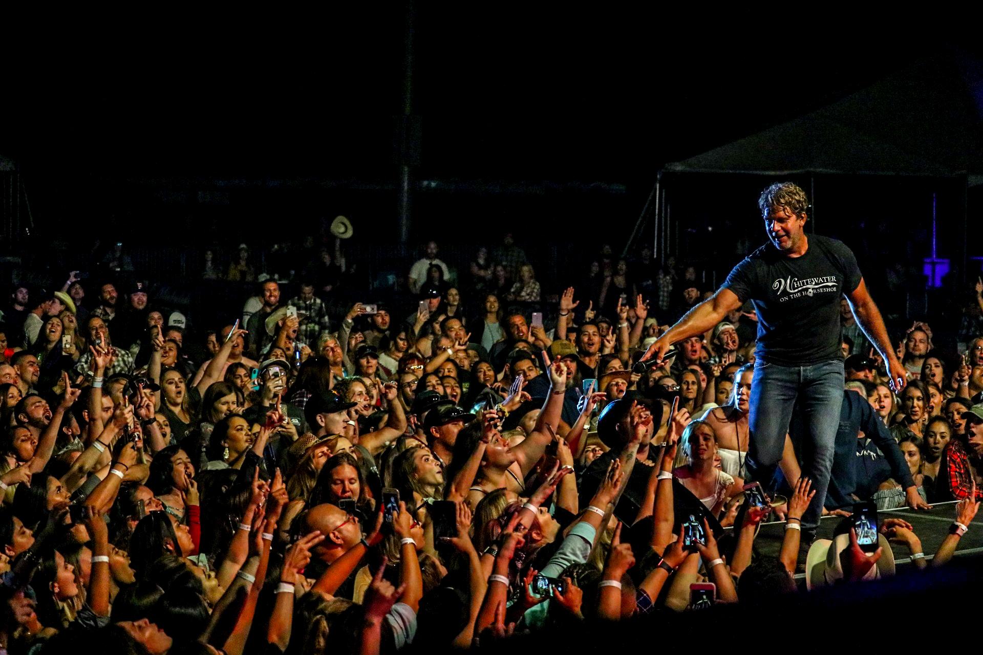 Billy Currington, Boots in the Park 