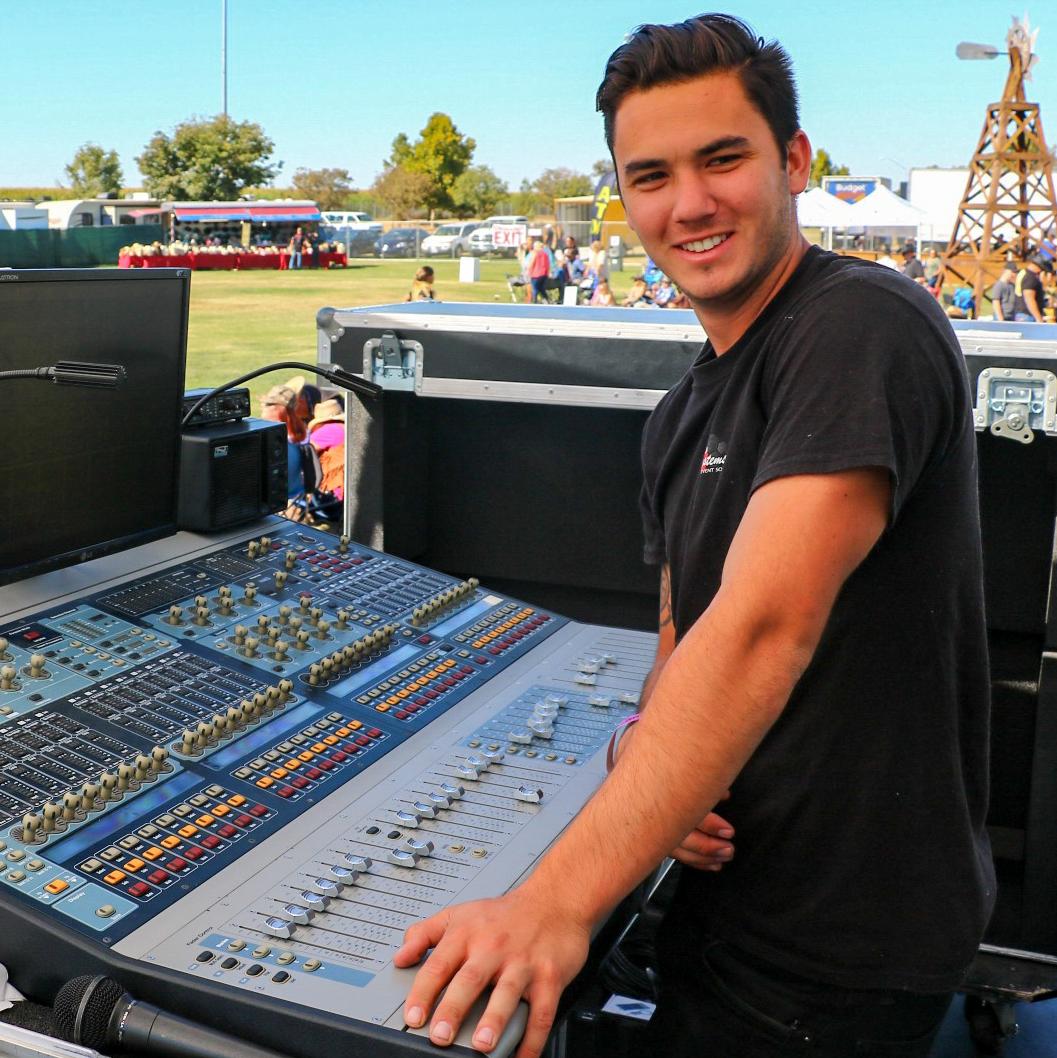 Noah Lubey, Audio Department Manager